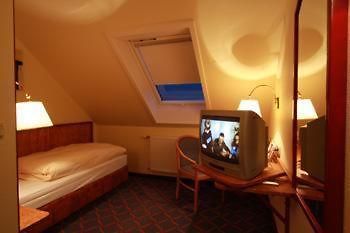 Hotel Schofer เซเซ็น ห้อง รูปภาพ